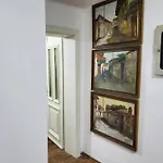 Unique Traditional House, Hosted By J&g Villa Tirana
