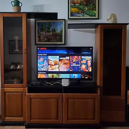 Unique Traditional House, Hosted By J&g * Tirana